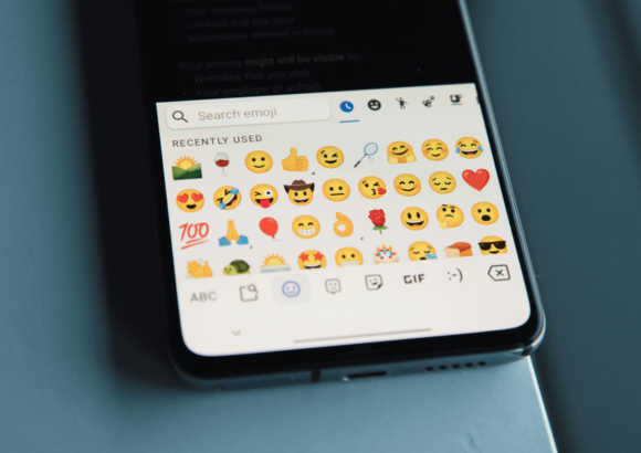 How emojis affect your email marketing campaigns